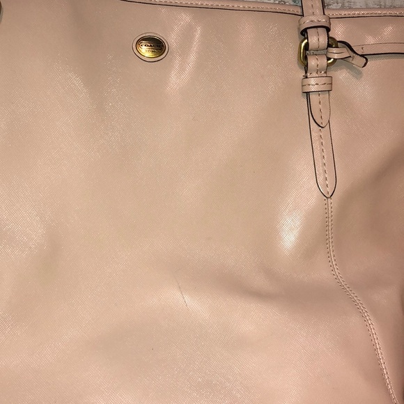 Neutral Coach handbag - Picture 5 of 7